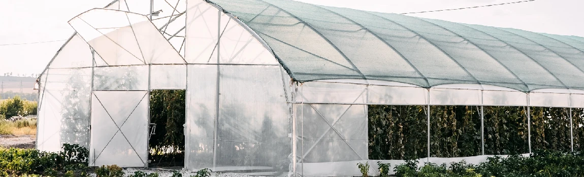 Safe And Reliable Glass Greenhouse in Northeast Edmonton
